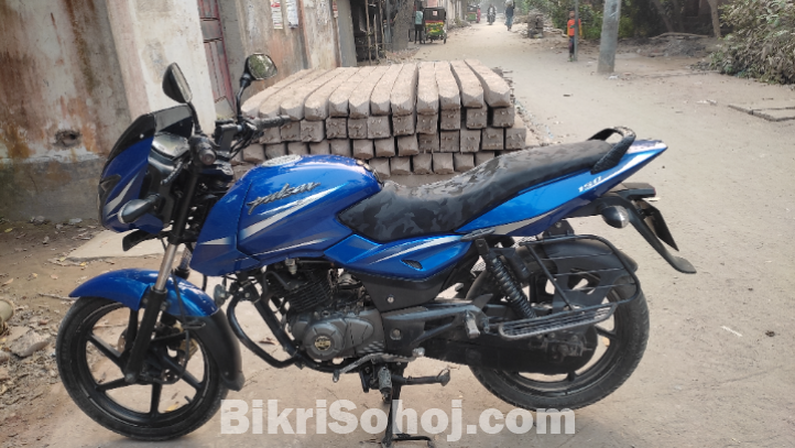 Bajaj Pulsar 150cc